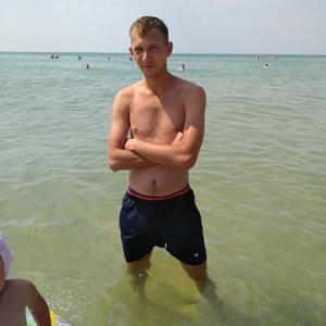 Александр, 32 года, Кировский