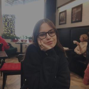 Девушки в Ульяновске: Виктория, 19 - ищет парня из Ульяновска