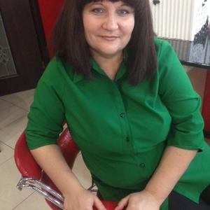 Девушки в Владикавказе: Александра, 46 - ищет парня из Владикавказа