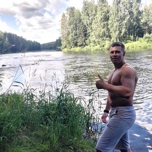 Парни в Петрозаводске: Антон, 34 - ищет девушку из Петрозаводска