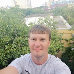 Олег, 38 лет, Губкин
