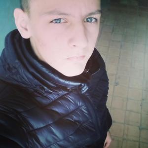 Денис, 21 год, Саратов