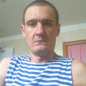Юрий, 45 лет, Волжский