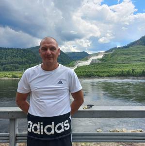 Парни в Лесосибирске: Андрей, 41 - ищет девушку из Лесосибирска