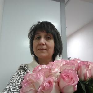Девушки в Уфе (Башкортостан): Ильмира, 50 - ищет парня из Уфы (Башкортостан)