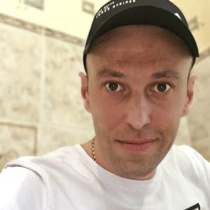 Парни в Новокуйбышевске: Максим Кокорин, 38 - ищет девушку из Новокуйбышевска