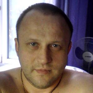 Павел, 46 лет, Холмск