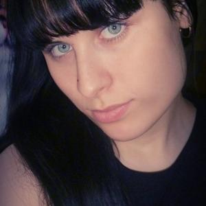 Юлия, 27 лет, Соликамск