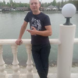 Парни в Краснодаре (Краснодарский край): Евгений, 41 - ищет девушку из Краснодара (Краснодарский край)