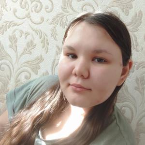 Девушки в Кемерово: Виктория, 18 - ищет парня из Кемерово