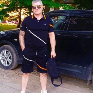 Виктор, 50 лет, Щекино