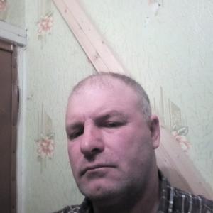 Олег, 63 года, Туапсе