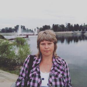 Девушки в Ангарске: Татьяна, 45 - ищет парня из Ангарска
