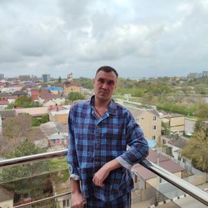 Парни в Кировграде: Роман, 41 - ищет девушку из Кировграда