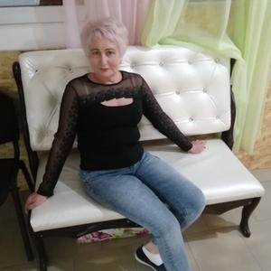 Татьяна, 66 лет, Каневская
