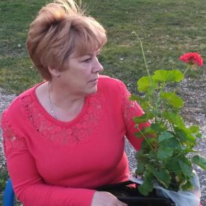 Девушки в Саратове: Наталия Бунина, 59 - ищет парня из Саратова
