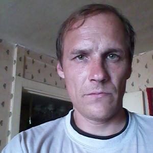 Михаил, 47 лет, Братск