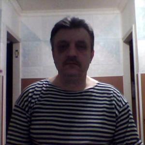 Парни в Соликамске: Анатолий, 56 - ищет девушку из Соликамска