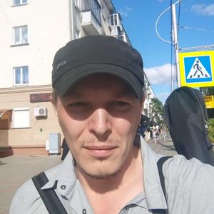 Иван, 38 лет, Хойники