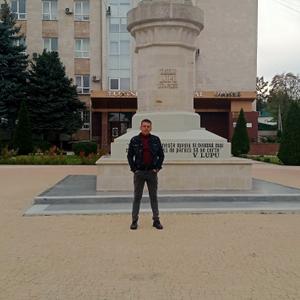 Парни в Кишиневе: Oleg, 44 - ищет девушку из Кишинева