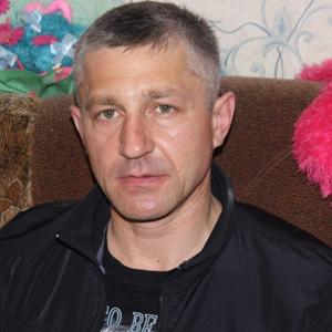 Юрий, 51 год, Березовский