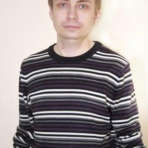 Парни в Сыктывкаре: Игорь, 40 - ищет девушку из Сыктывкара