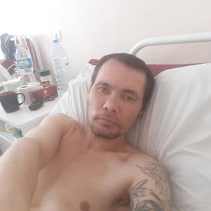 Парни в Волжске: Руслан Константинов, 45 - ищет девушку из Волжска