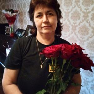 Девушки в Лебедяни: Валентина, 57 - ищет парня из Лебедяни