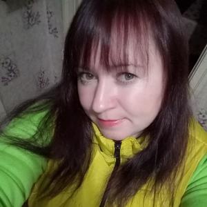 Девушки в Омске: Татьяна, 39 - ищет парня из Омска