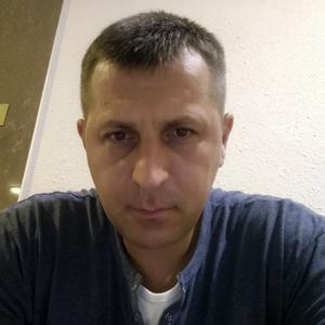 Александр, 45 лет, Уссурийск