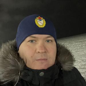 Парни в Надыме: Сергей, 41 - ищет девушку из Надыма