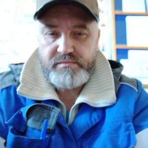 Парни в Новочебоксарске: Валерий, 43 - ищет девушку из Новочебоксарска