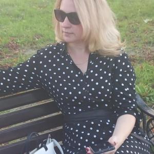 Девушки в Ставрополе: Наталья Затонская, 45 - ищет парня из Ставрополя