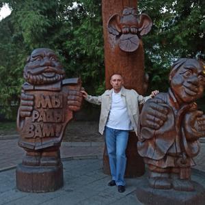 Андрей, 55 лет, Брянск