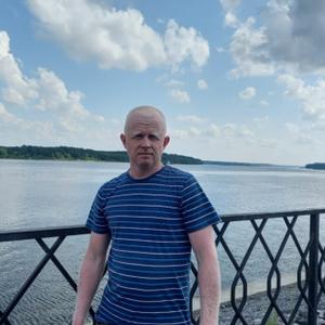 Парни в Кузнецке: Олег, 41 - ищет девушку из Кузнецка