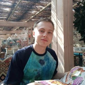 Яков, 24 года, Челябинск
