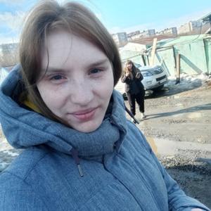Девушки в Мурманске: Alyona, 26 - ищет парня из Мурманска
