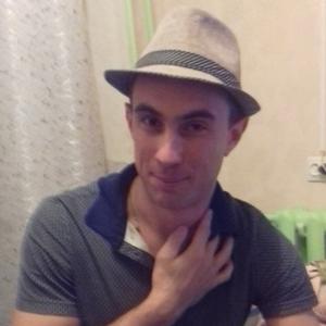 Парни в Новокуйбышевске: Виктор, 33 - ищет девушку из Новокуйбышевска