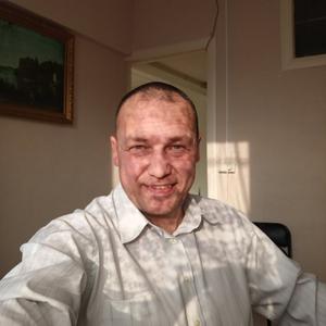 Парни в г. Березники (Пермский край): Виктор, 49 - ищет девушку из г. Березники (Пермский край)