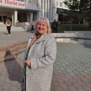 Девушки в Томске: Ольга Рябинина, 59 - ищет парня из Томска