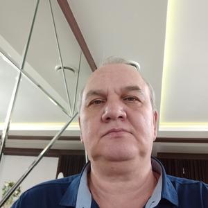 Игорь, 58 лет, Красноярск