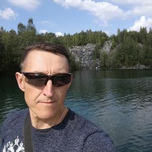 Роман, 53 года, Санкт-Петербург