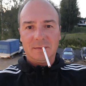 Валерий, 42 года, Усть-Луга