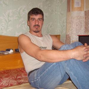 Валерий, 62 года, Волжский