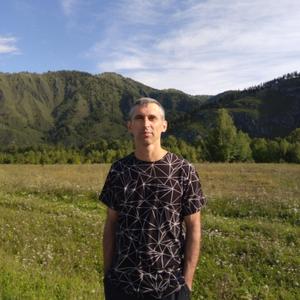 Виталий, 40 лет, Горно-Алтайск