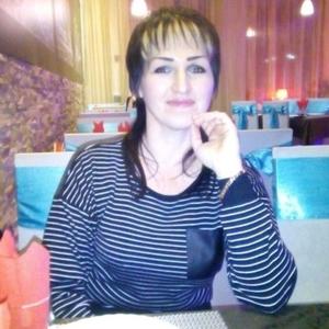 Девушки в Бугульме (Татарстан): Эльмира Шафикова, 48 - ищет парня из Бугульмы (Татарстан)