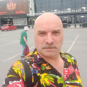 Олег, 58 лет, Березники