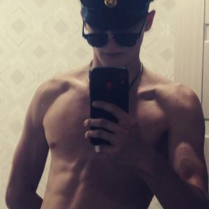 Кирилл, 23 года, Казань