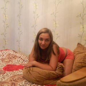 Девушки в Кемерово: Юлия, 45 - ищет парня из Кемерово