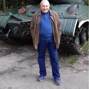 Парни в Смоленске: Гагик, 66 - ищет девушку из Смоленска